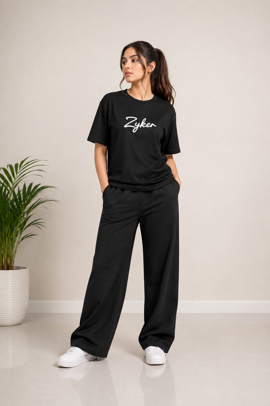 Zyken Signature Regular Fit Round Neck T-Shirt – Black