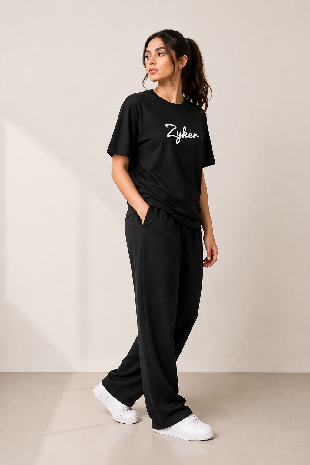 Zyken Signature Regular Fit Round Neck T-Shirt – Black